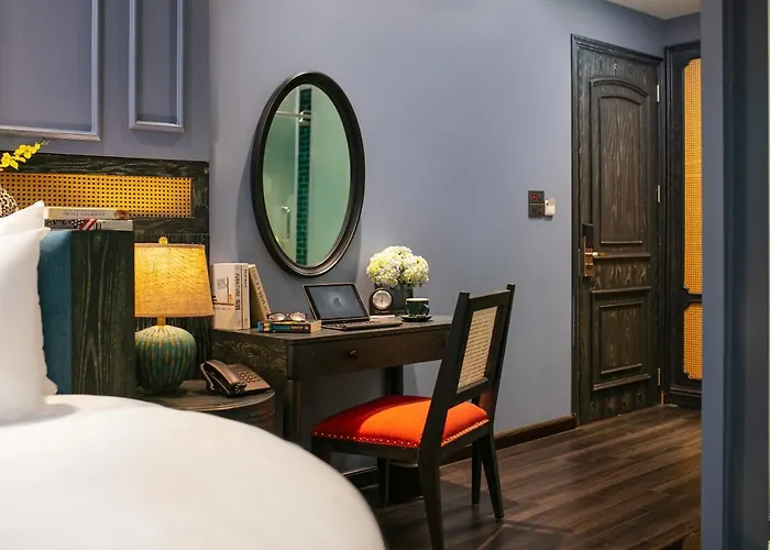 The Exquisite Khách sạn 4*