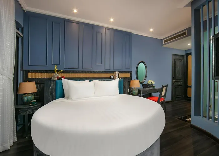 The Exquisite 4* Hạ Long