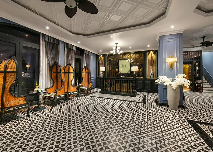 The Exquisite Hotel Hạ Long